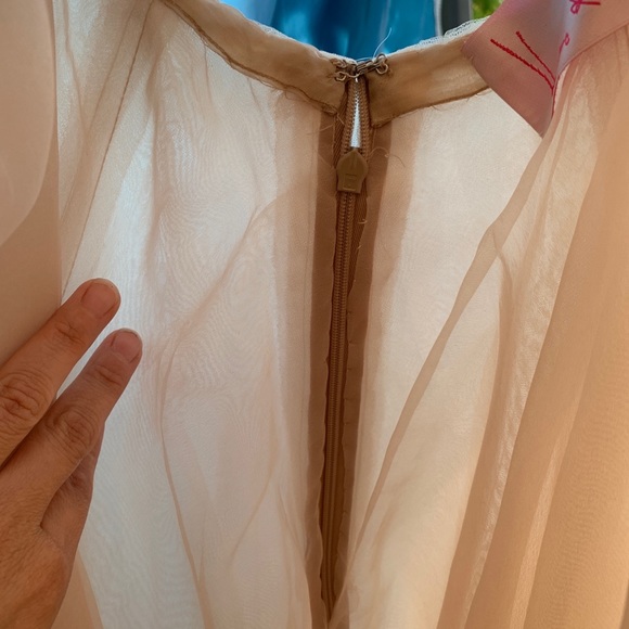 Hayley Paige Keegan 6760 Wedding Dress - Picture 14 of 16